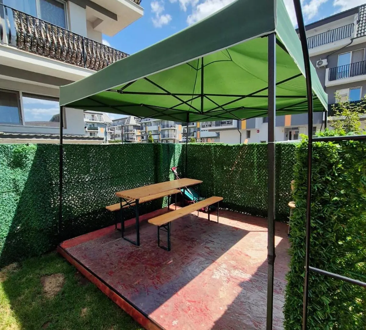 אוטופן Air Studio & Garden 0*,  רומניה